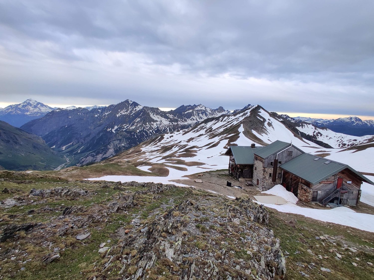 Tour du Mont Blanc Refuges: Booking Tips and Tricks — The Hiking Club