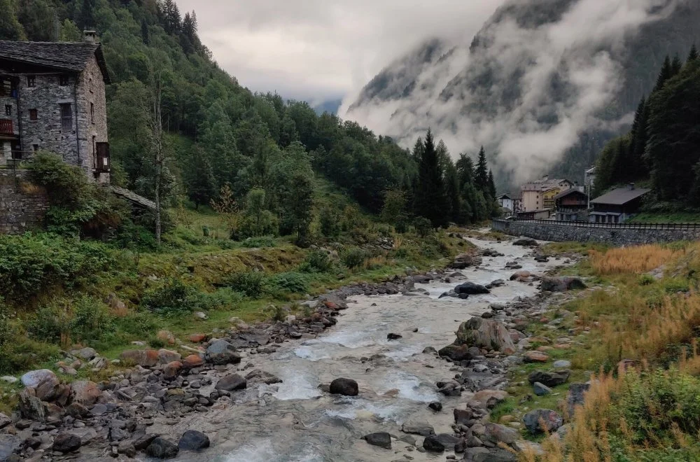 Transport to/from the Tour of Monte Rosa trail