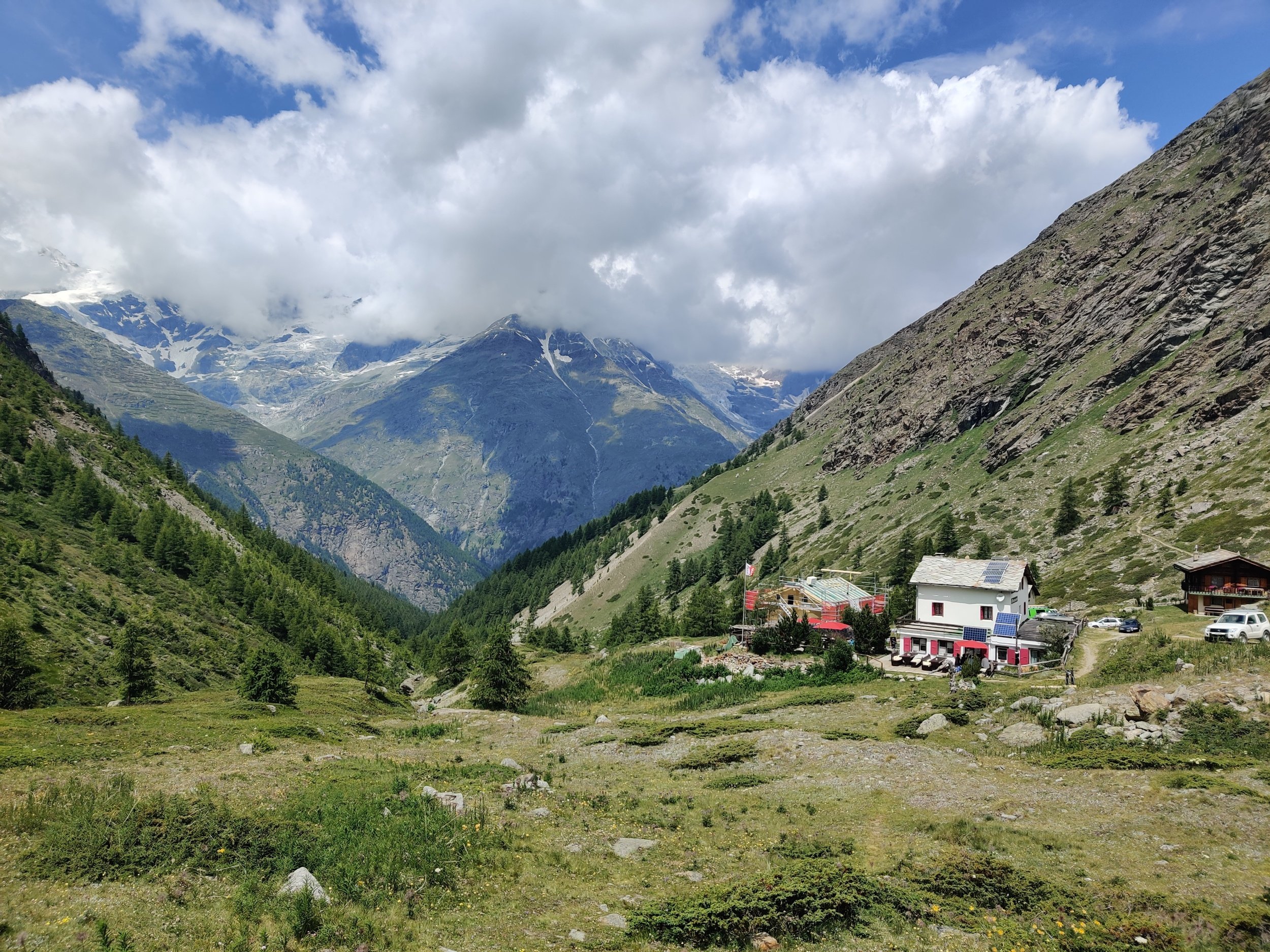 The hamlet of Taschalp on the Europaweg