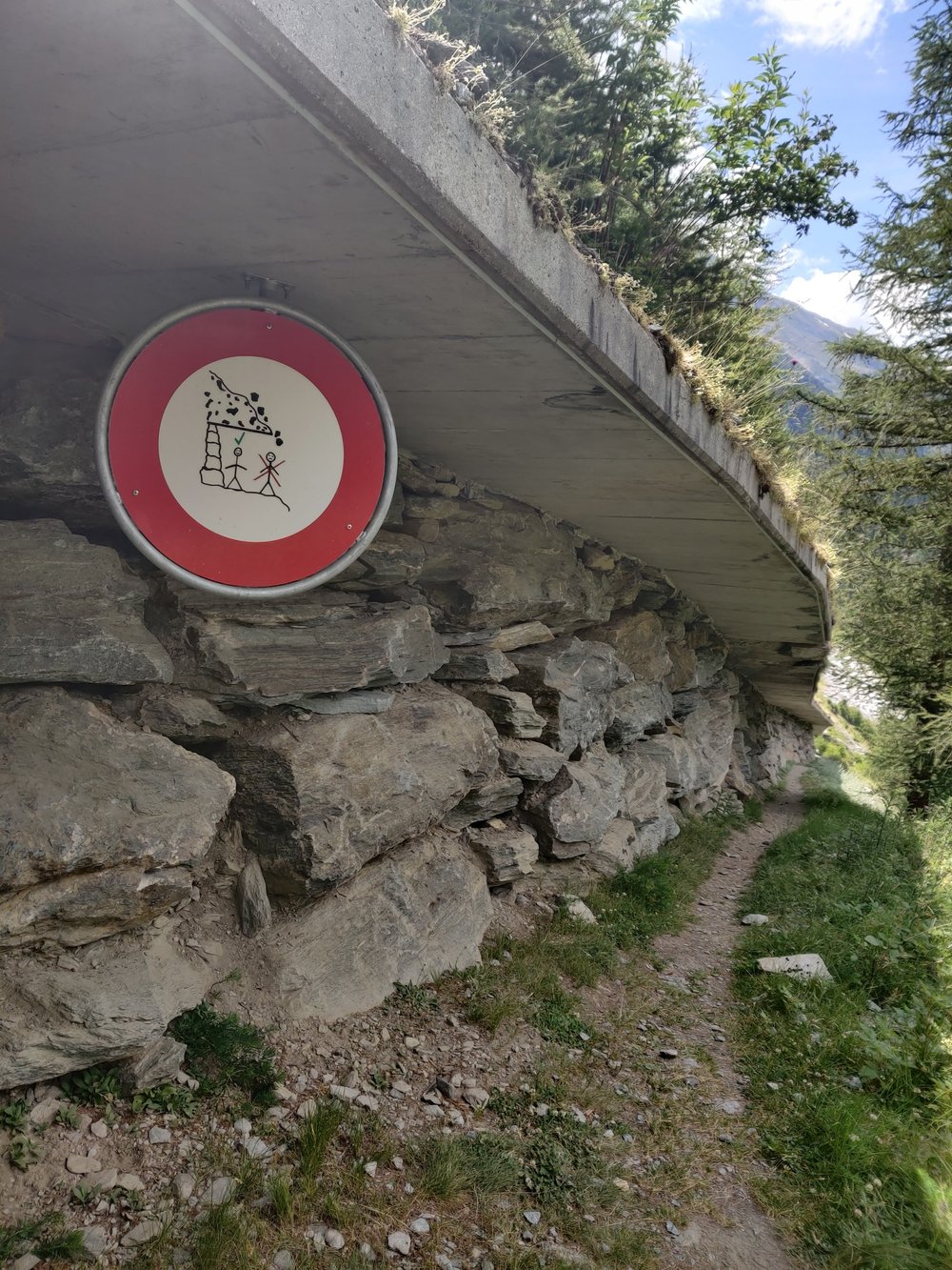 Rockfall protection on Europaweg trail