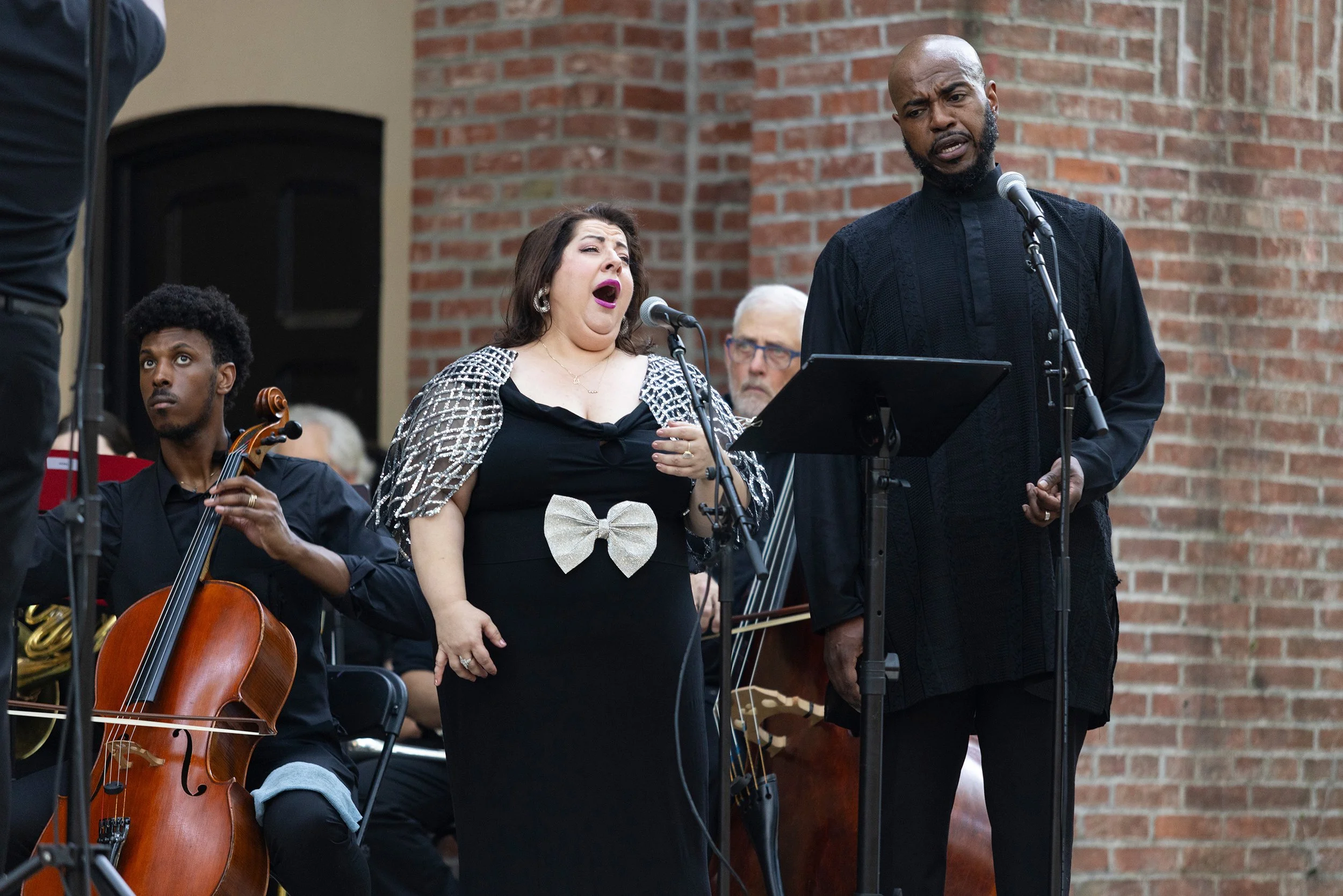 Michelle Trovato and Brian Major performing at CSOT Opera in the Park.