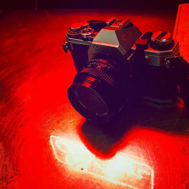 Sometimes you just have to put your camera down... And take a picture of it 😂🙈📸
.
.
#analogphotography #photography #l4l #shotoniphone #follow4like #canon #oldschoolcamera #follow #oldschool #ae1 #photooftheday #neon #neonlights #red