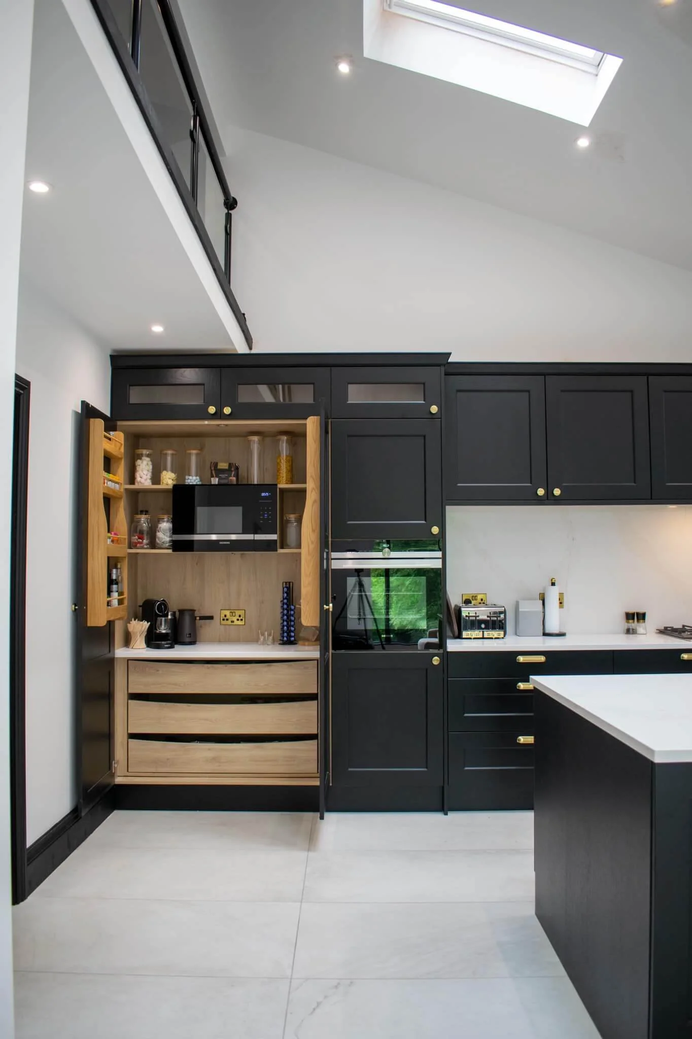 pantry-larder-oak-internals-racks-microwave.jpg