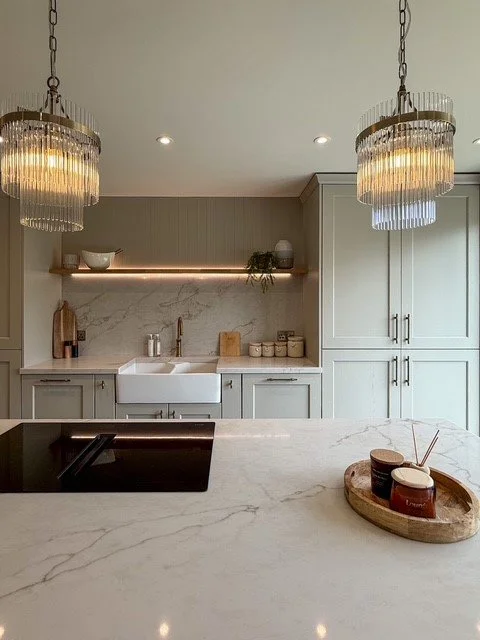 everfine-shaker-kitchen-feature-pendants-island-quartz-worktop-much-hoole-preston.jpg