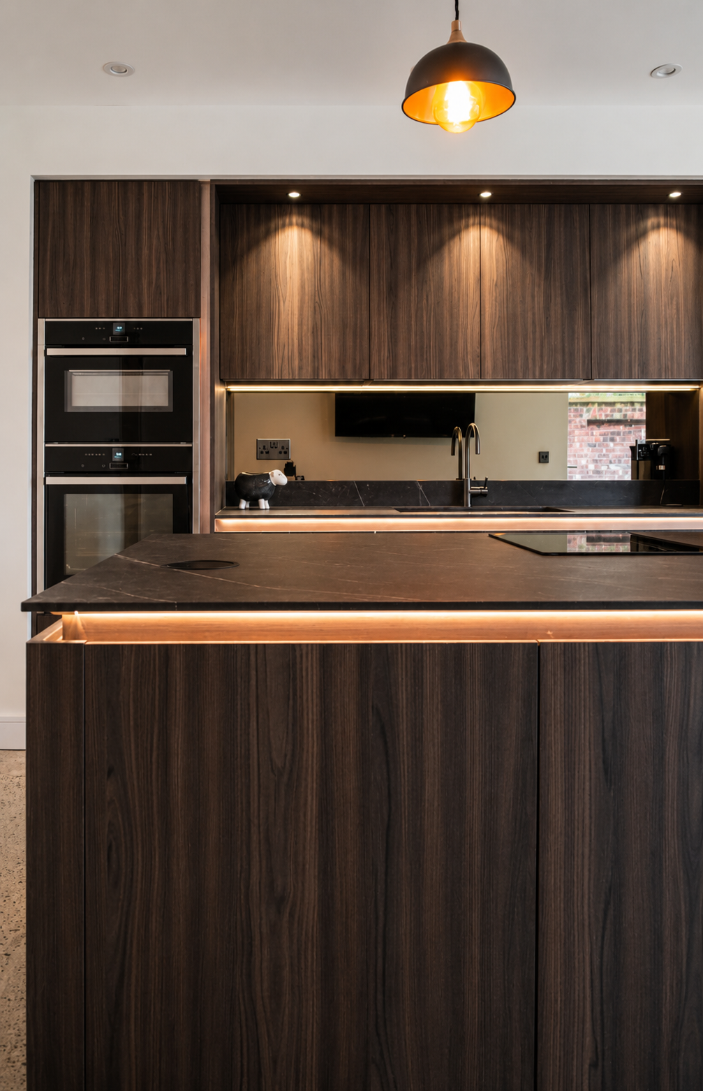 everfine-henry-island-double-oven-pendant.png