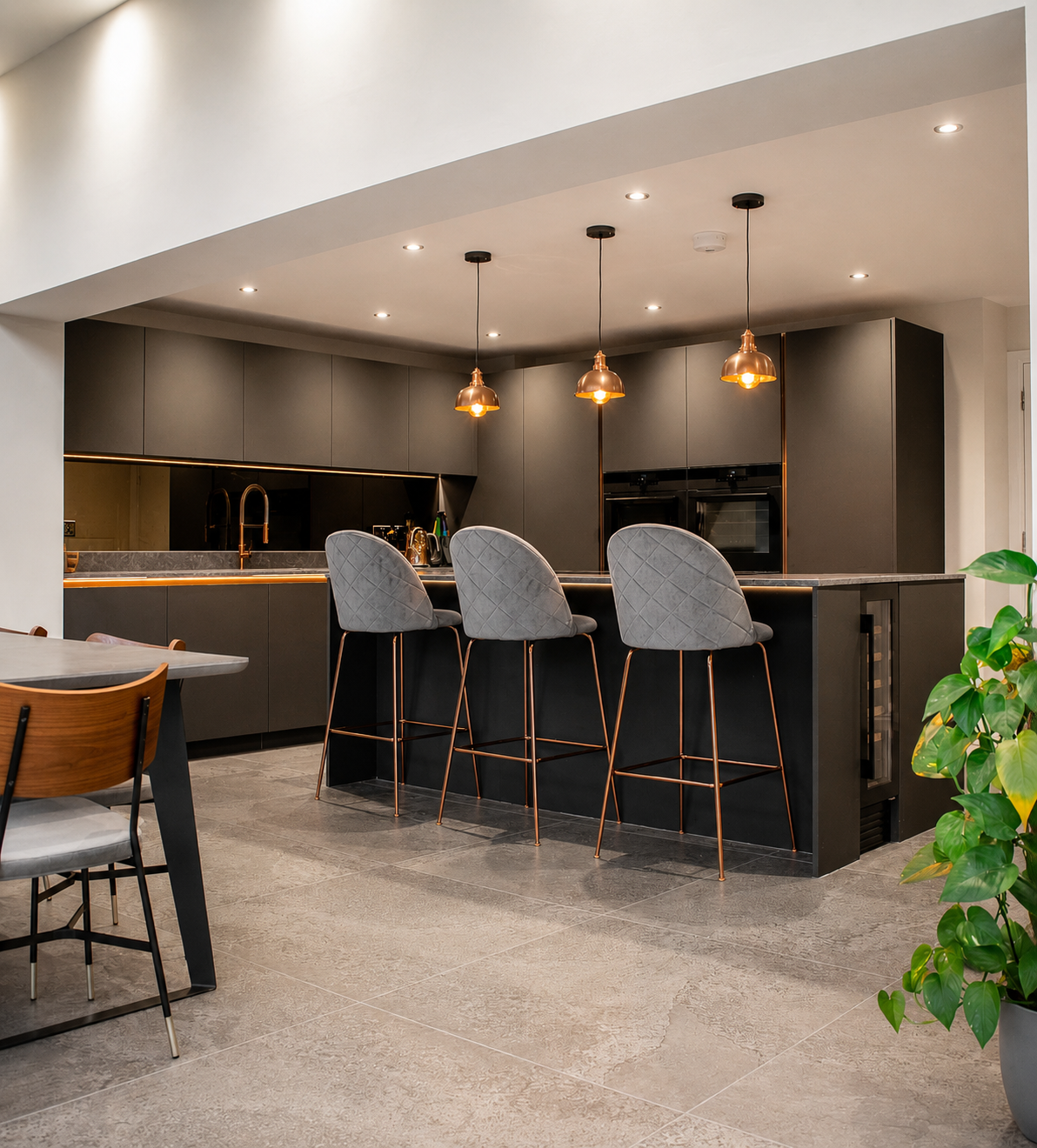 everfine-bielby-project-open-plan-kitchen-diner-copper-pendants.png