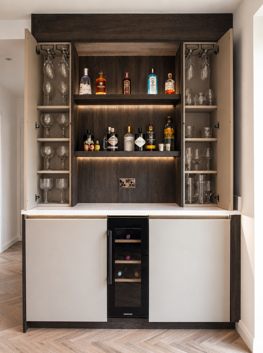 04-drinks-bar-cabinet-glassware-siemens-wine-cooler.png