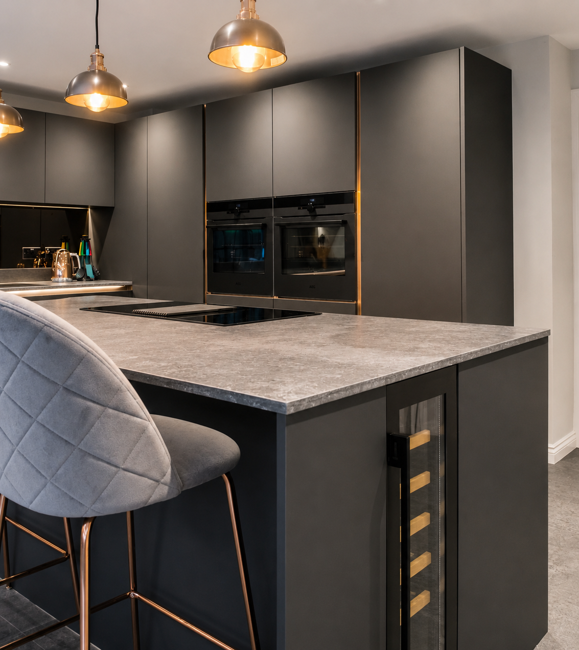 everfine-bielby-project-kitchen-island-wine-cooler-induction-hob.png