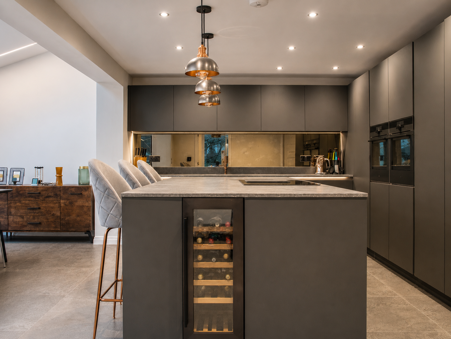 everfine-bielby-project-island-wine-fridge-mirrored-splashback.png