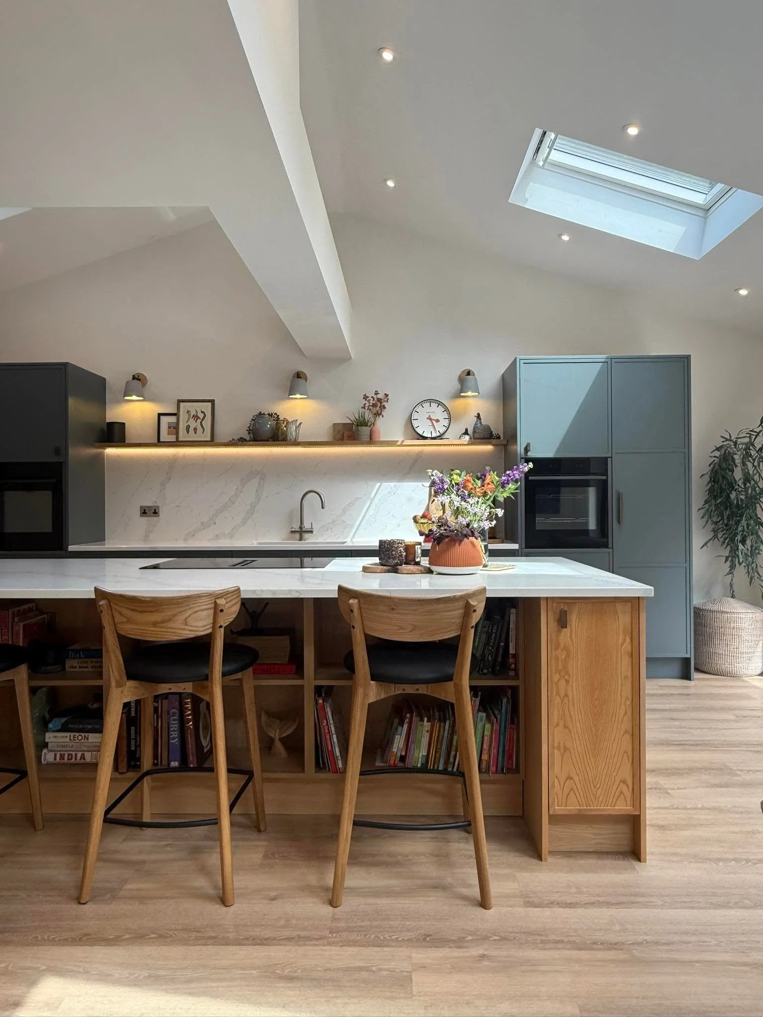 project-haworth-nordic-shaker-kitchen-oak-island-seating-skylight-chorley.jpg