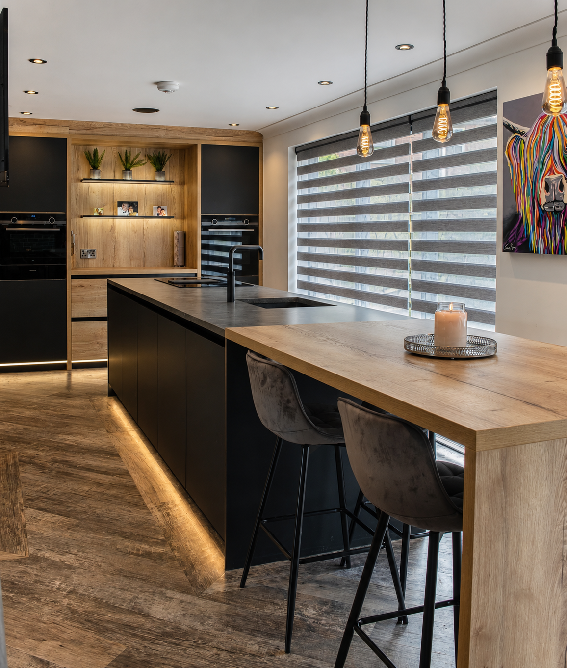 everfine-connor-matt-black-kitchen-island-oak-breakfast-bar.png