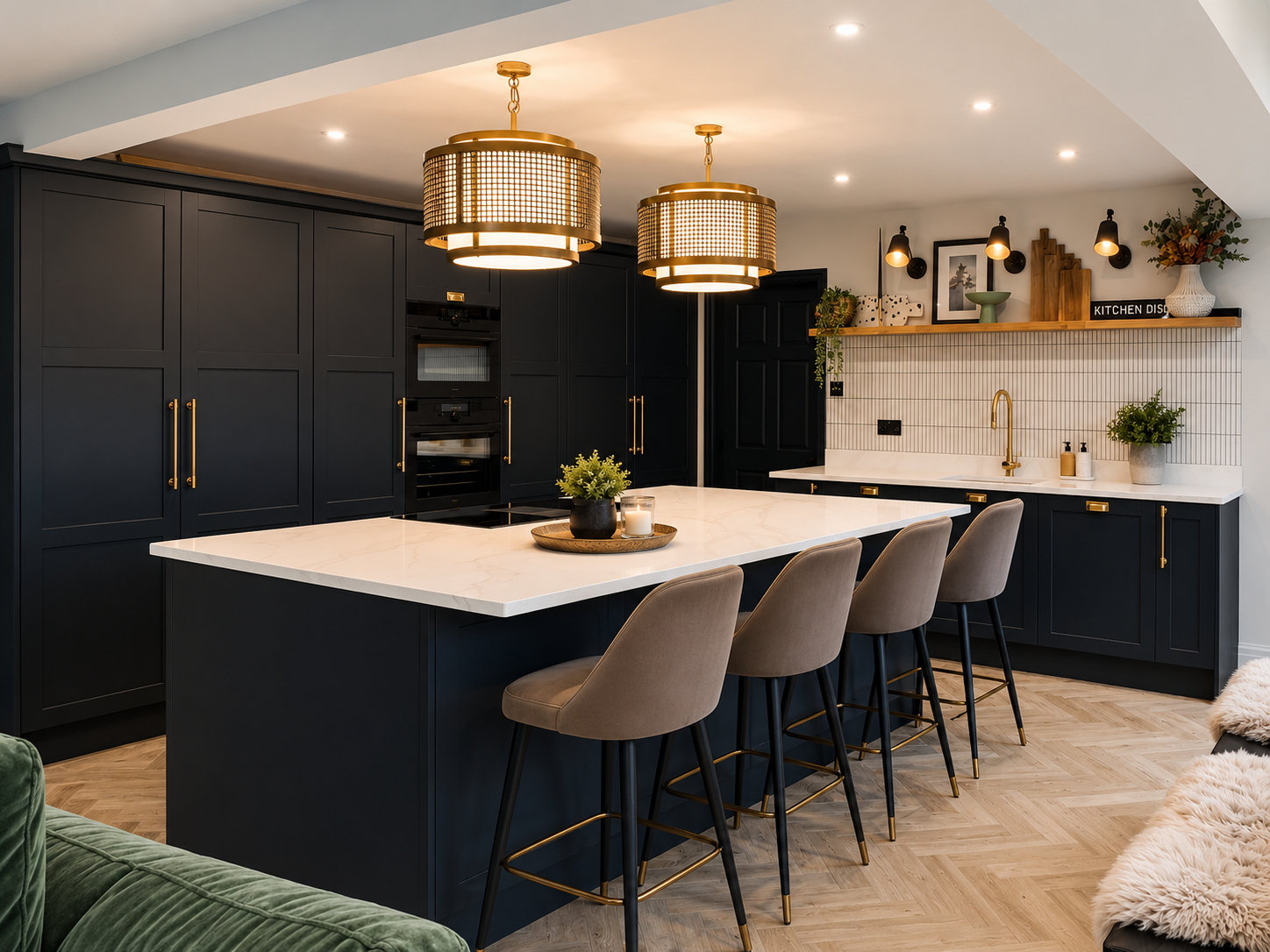 everfine-allen-kitchen-open-plan-island-seating-brass-pendants.png