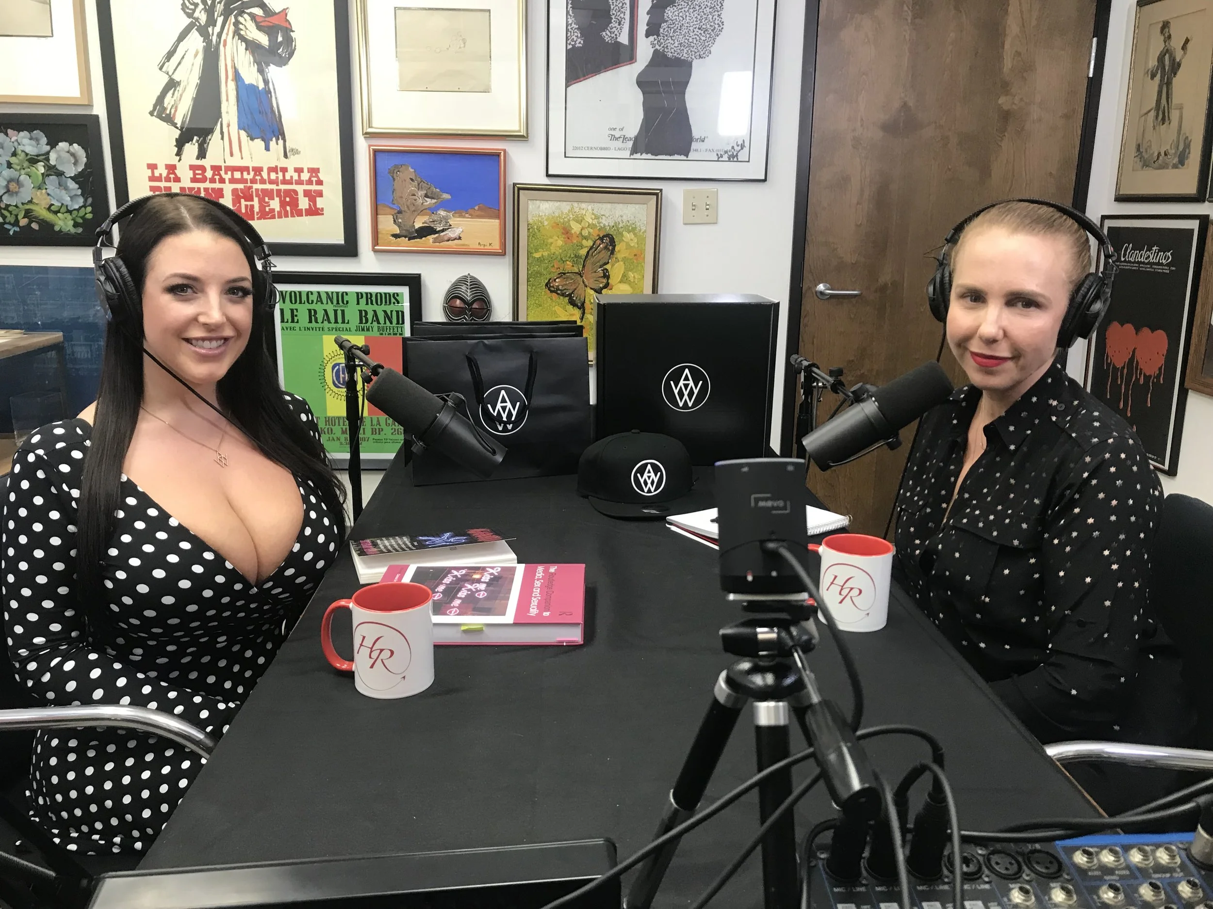 Angela White.jpg
