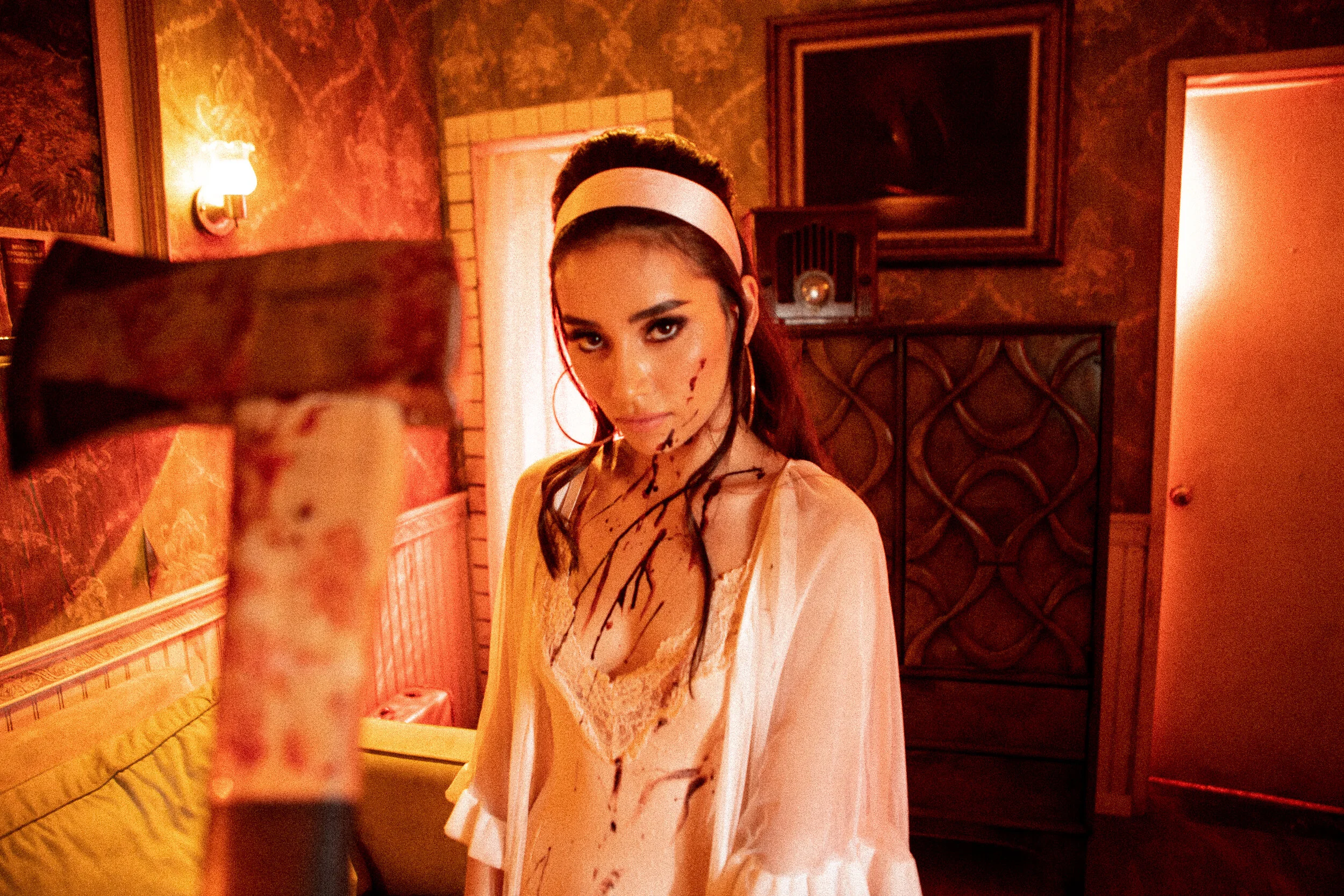Behind the Scenes Photoblog with Aria Lee