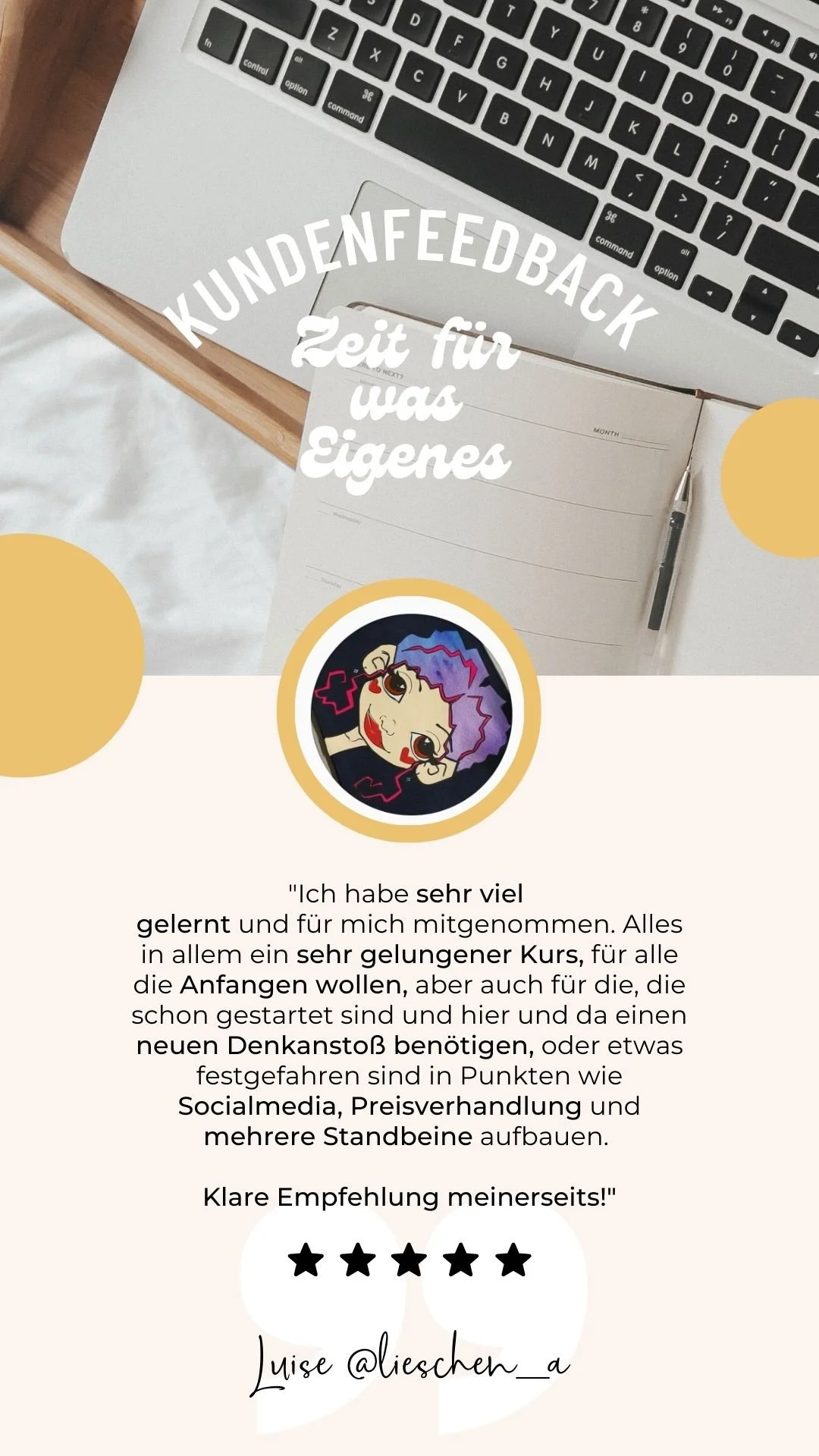 Screenshot eines Bewertungsprofils mit Text, einem Profilbild, einem Laptop, einem Notizbuch und einem Stift auf einem Tisch.