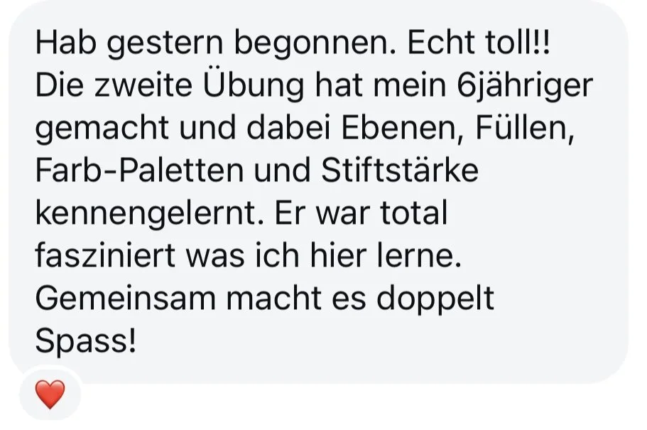 WhatsApp-Nachricht auf Deutsch, in der jemand über eine neue kreative Erfahrung beim Malen und Lernen für Kinder spricht, mit einem roten Herz-Emoji am Ende.