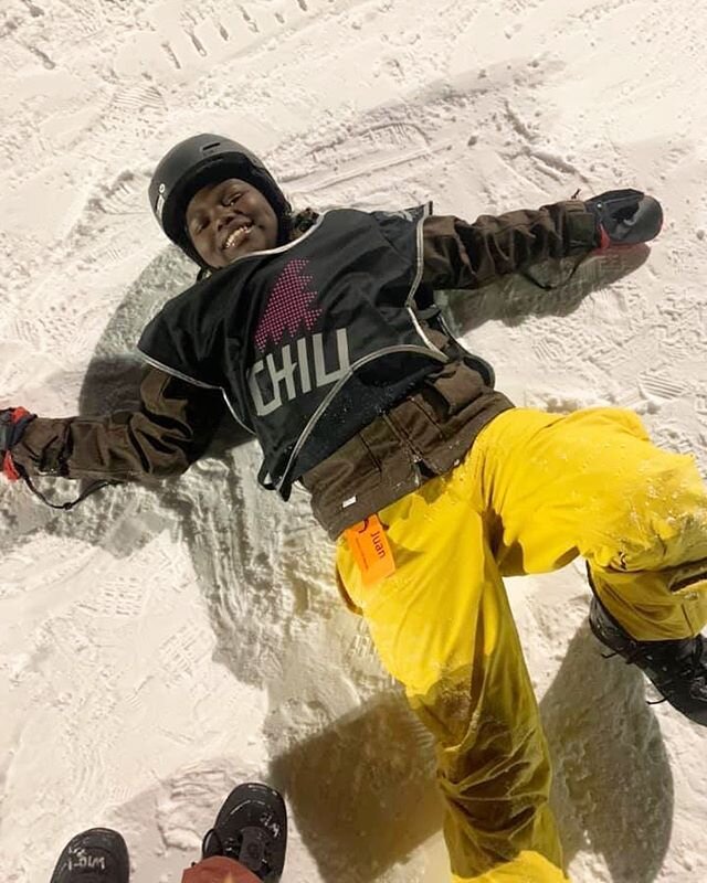 Thanks @chill_bostonma for giving RocA Kidz the best 6 weeks of snowboarding lessons and @burton @burtonsnowboards gear to use!
👏🏽 Thank you for giving these kids an opportunity they may never have had. 🏂 And double thanks to allowing us to add  f