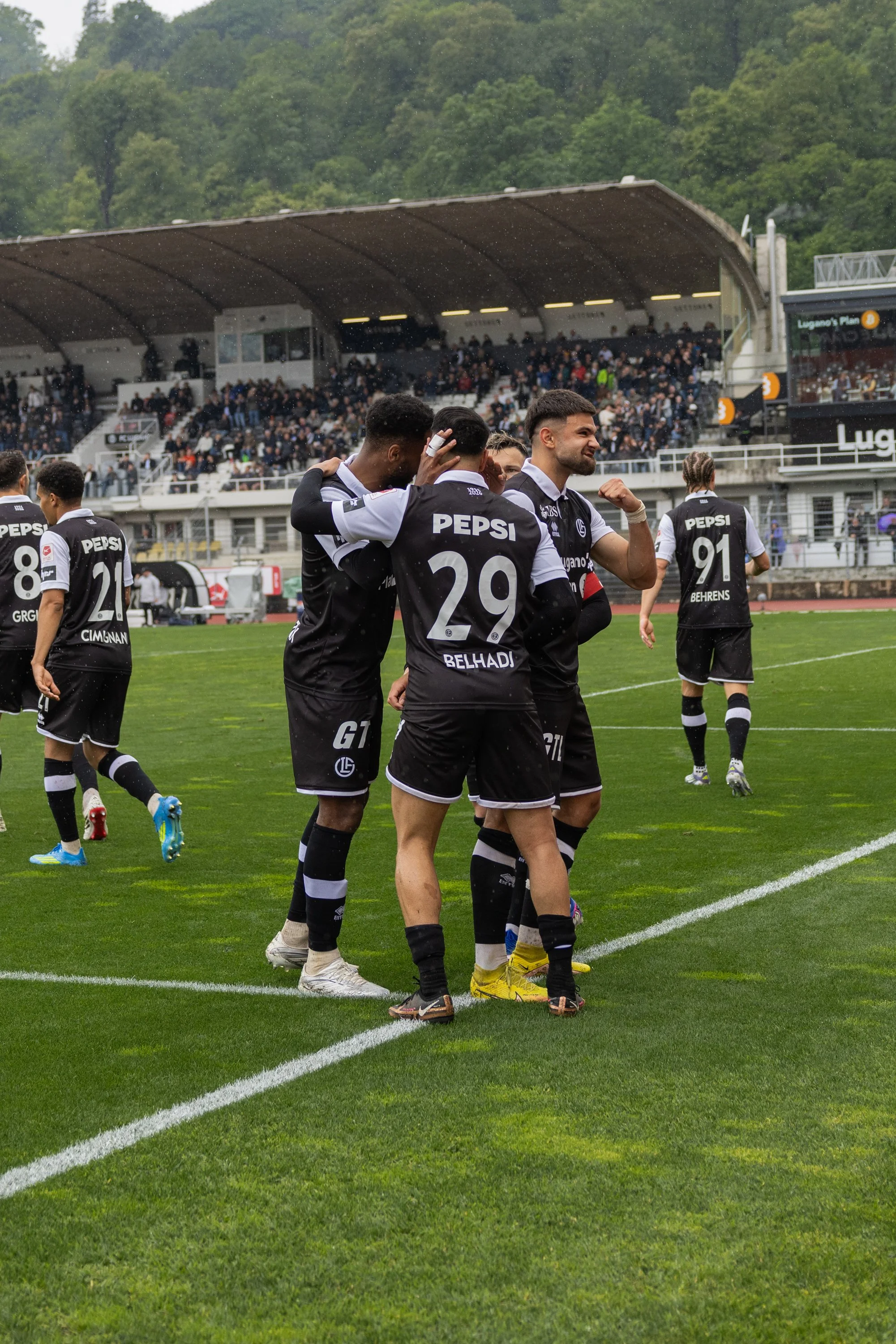 2026-05-10_FCLugano_vs_FCSTGallen2205.jpg