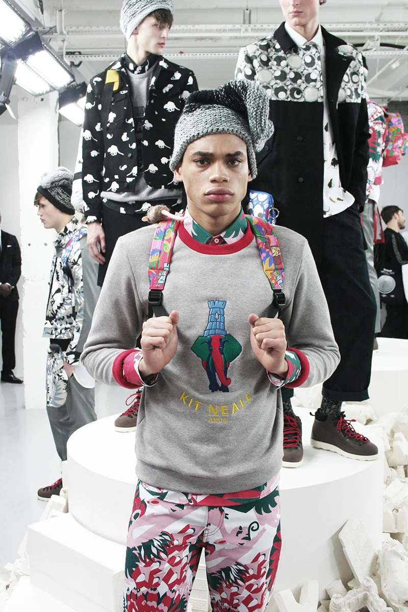KN-AW14-1.jpg