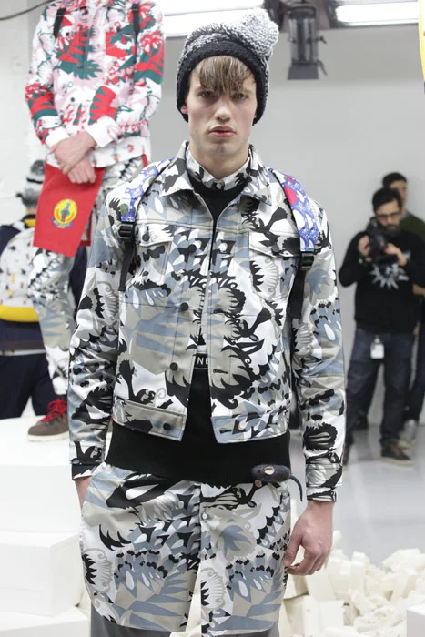 KN-AW14-4.jpg