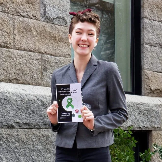 'Feels like the world is against you': Young people struggle with finding mental health support amid COVID pandemic