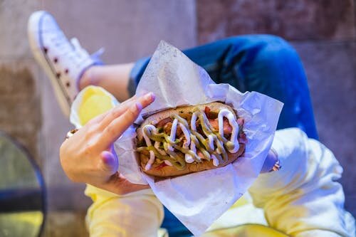Fast food may contribute to teen depression, study says
