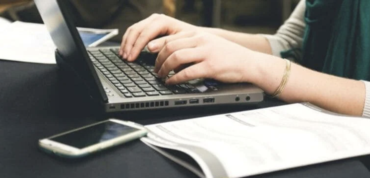 7 Tips For Surviving Your Online Classes
