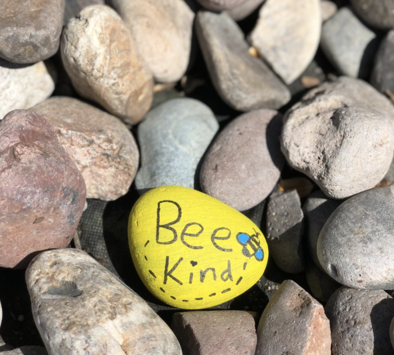 6 Science-Backed Ways Being Kind Is Good for Your Health