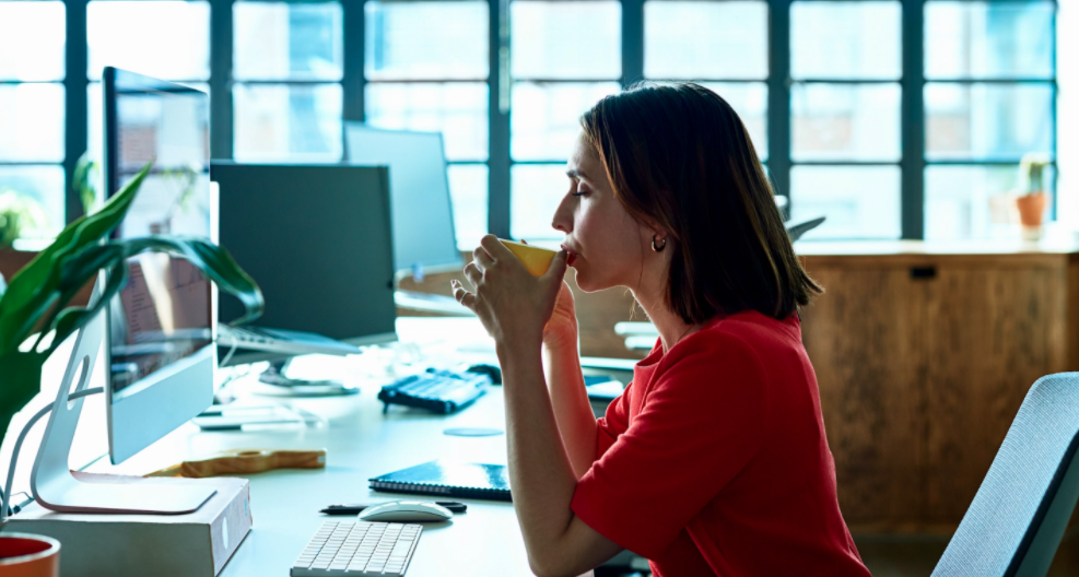 How to Stay Calm When the People Around You Are Stressed 