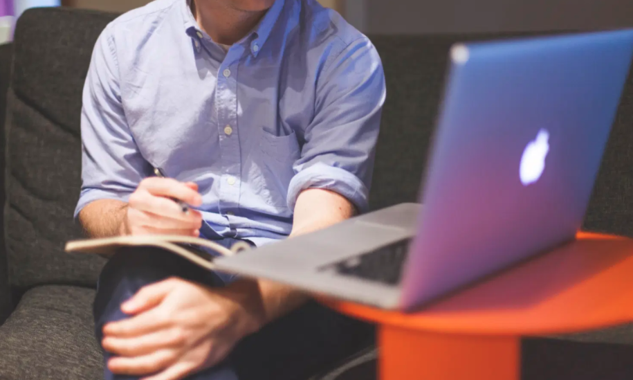 5 Scientific Reasons Decluttering Your Home Will Make You Happier