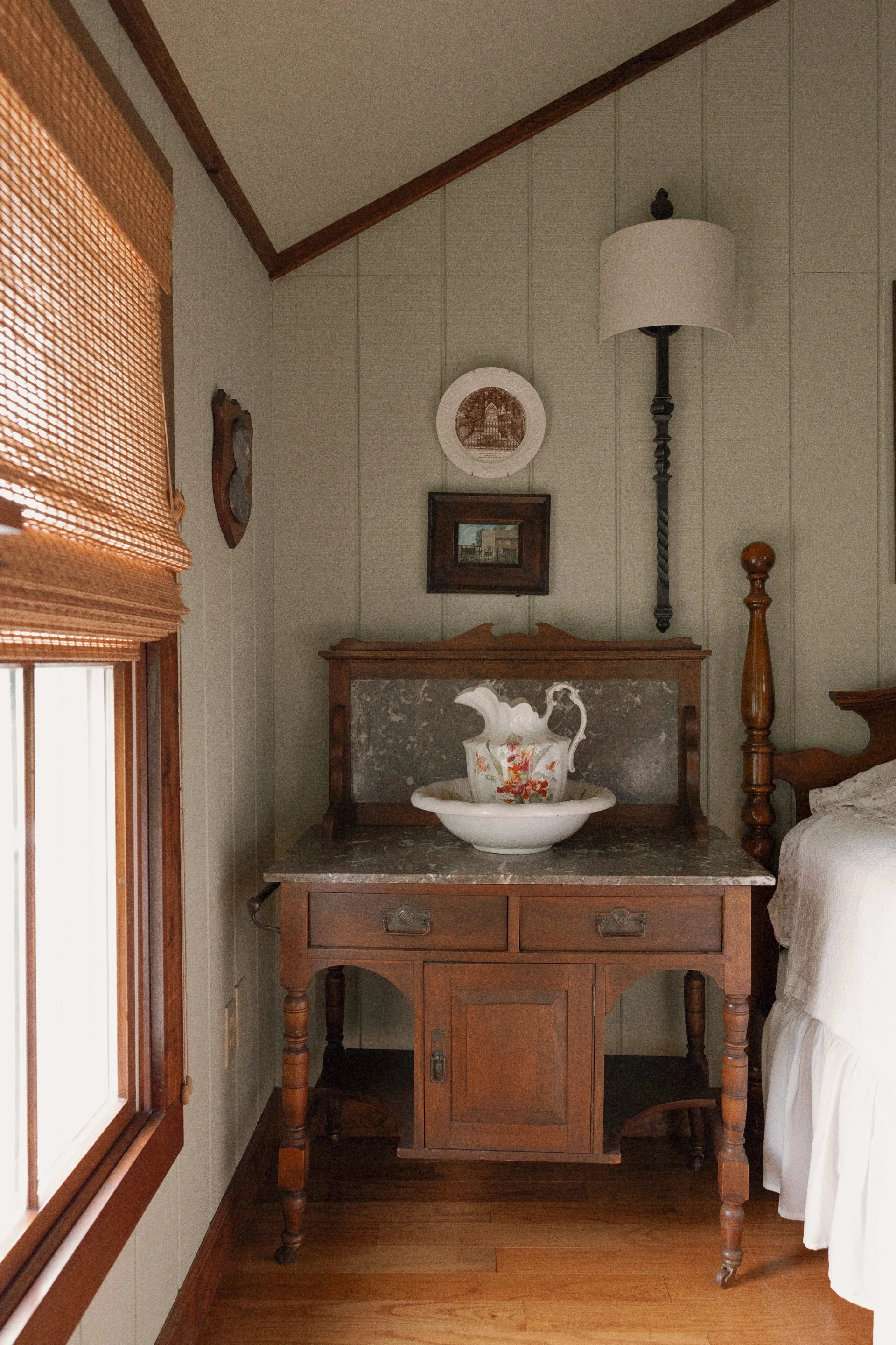 The Corner House_0114.JPG