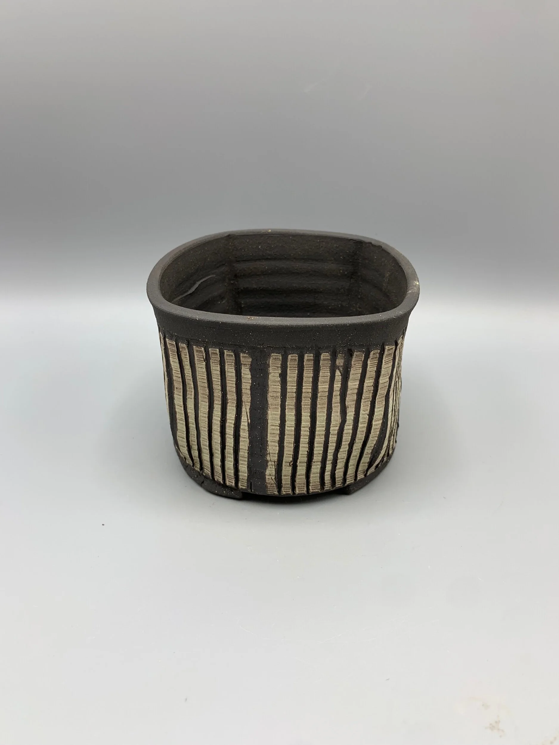 8CB75F7F-5899-484C-8979-29682DFB7C9C