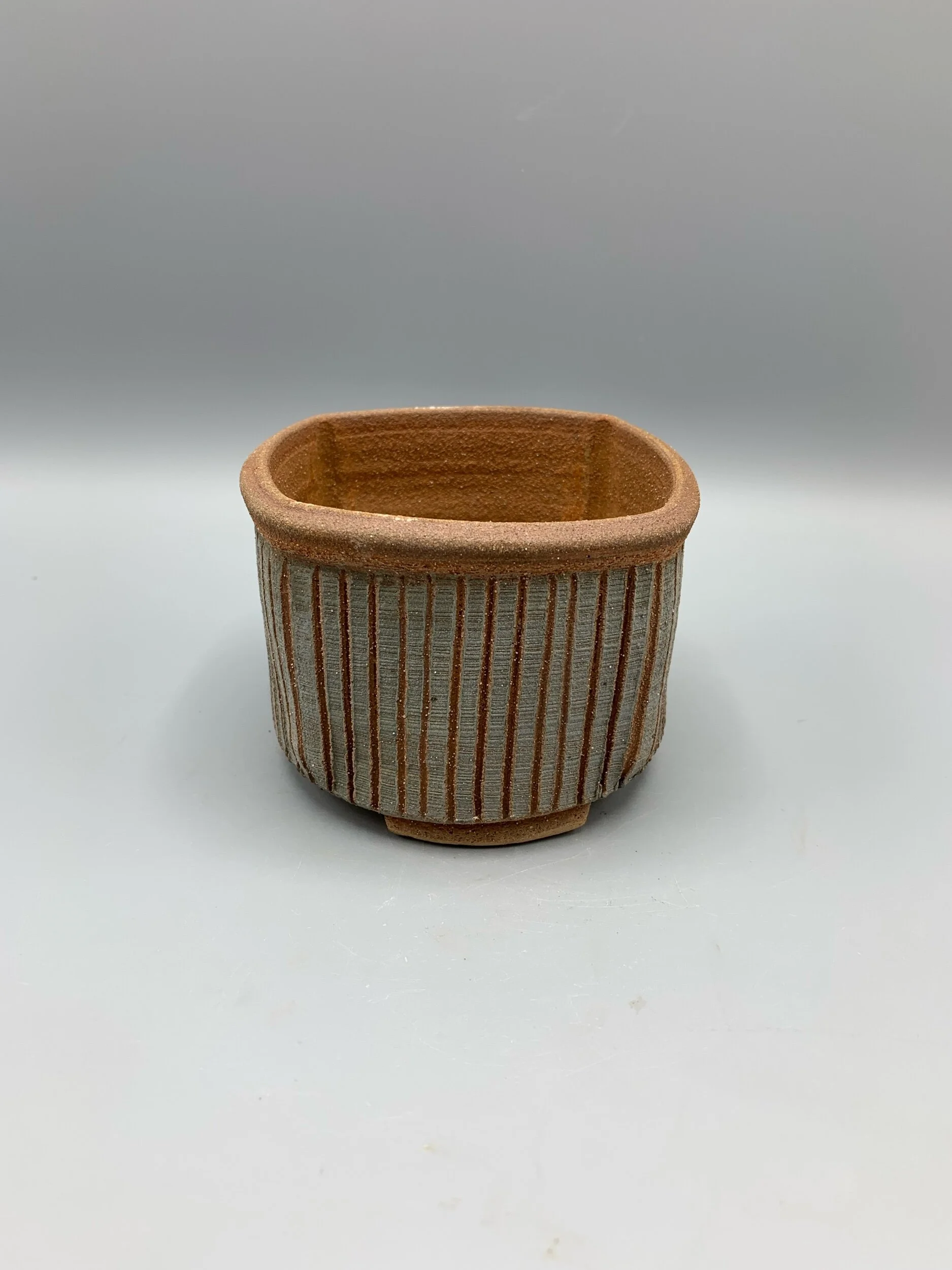 09D0BD32-5E65-4C21-8976-A871BFAF2D2C