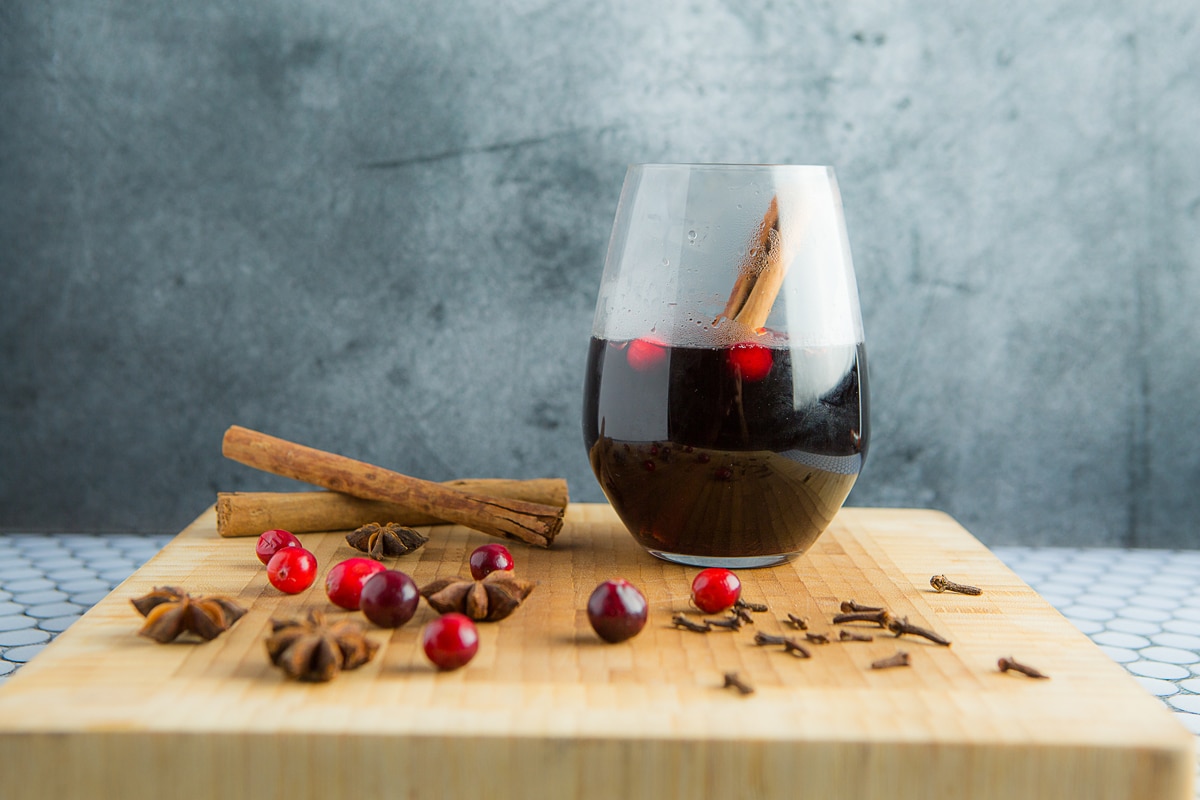 NicoleGeorgeEvents.EderPhoto.MulledWine3.jpg