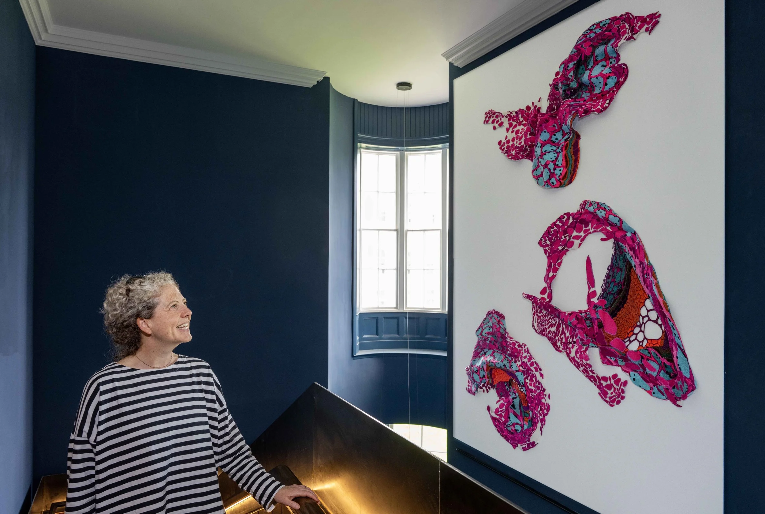 66b367b69ce97-edinburgh-futures-institute-team-member-siobhan-dunn-contemplates-the-edinburgh-seven-tapestry-photo-neil-hanna-5.jpg