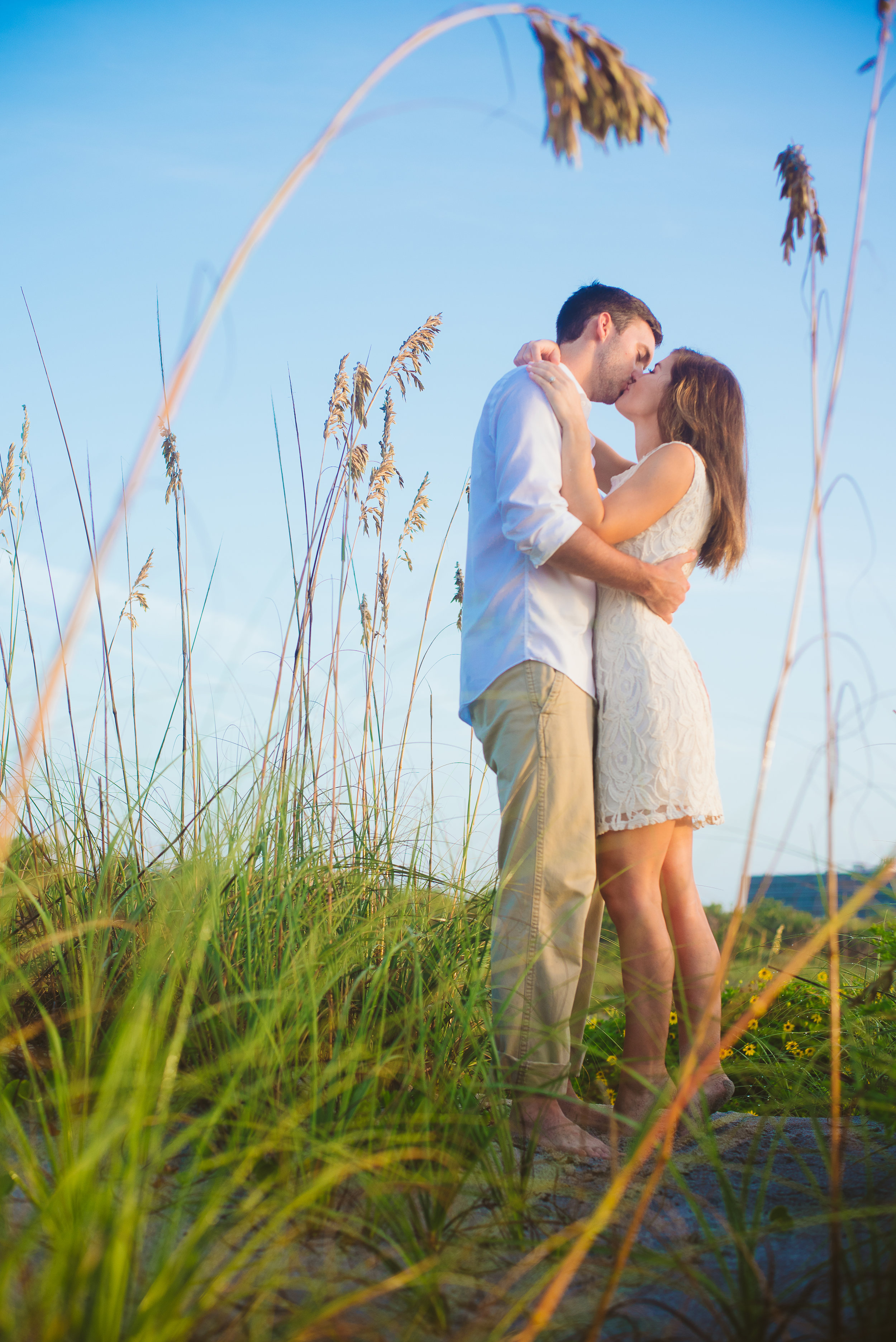 Memphis-cocoa-beach-engagement-sunrise-couple-1-29.jpg