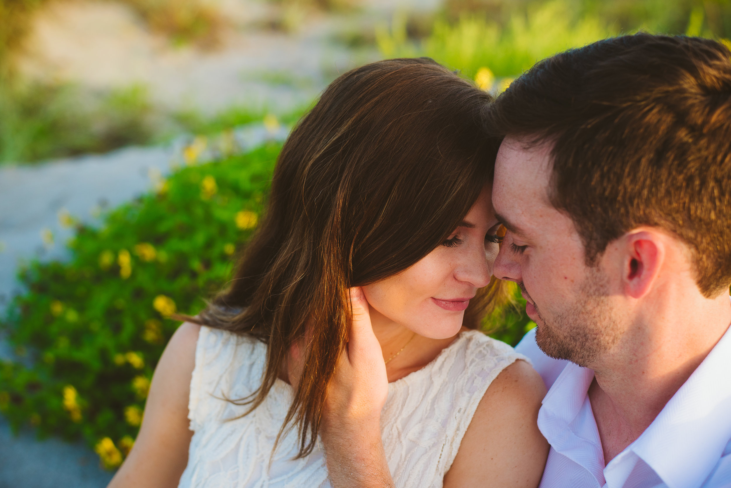 Memphis-cocoa-beach-engagement-sunrise-couple-1-38.jpg