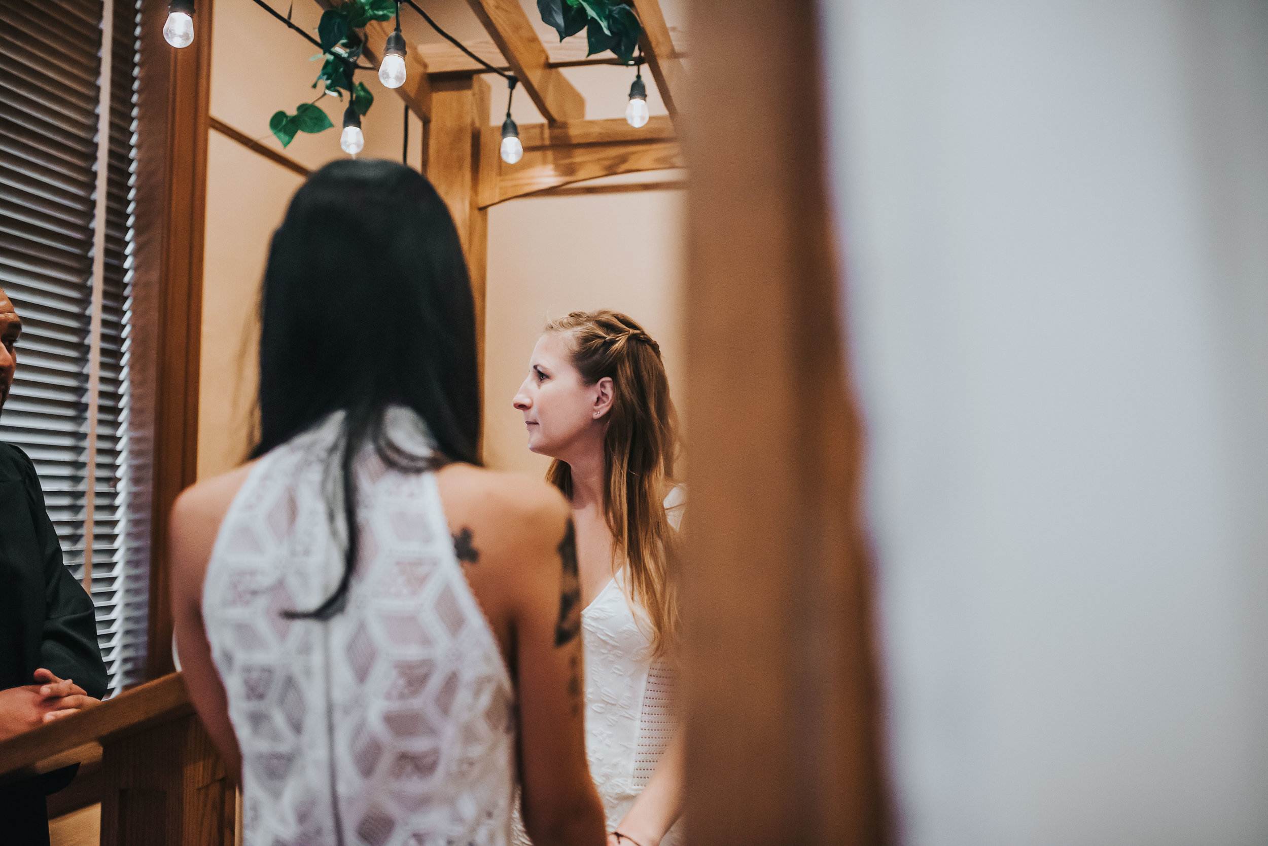 debbie-kelly-elopement-old-orange-county-santa-ana-courthouse-1-3.jpg