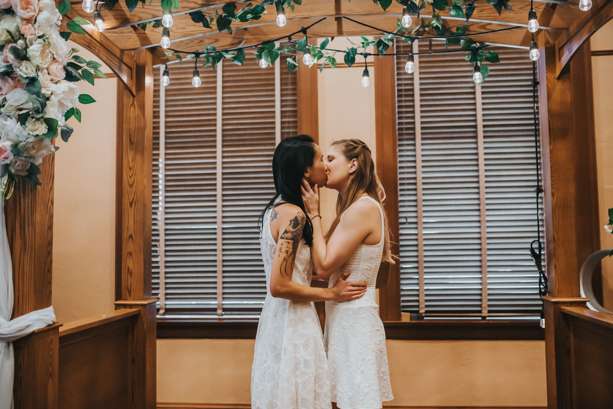 debbie-kelly-elopement-old-orange-county-santa-ana-courthouse-1-28.jpg