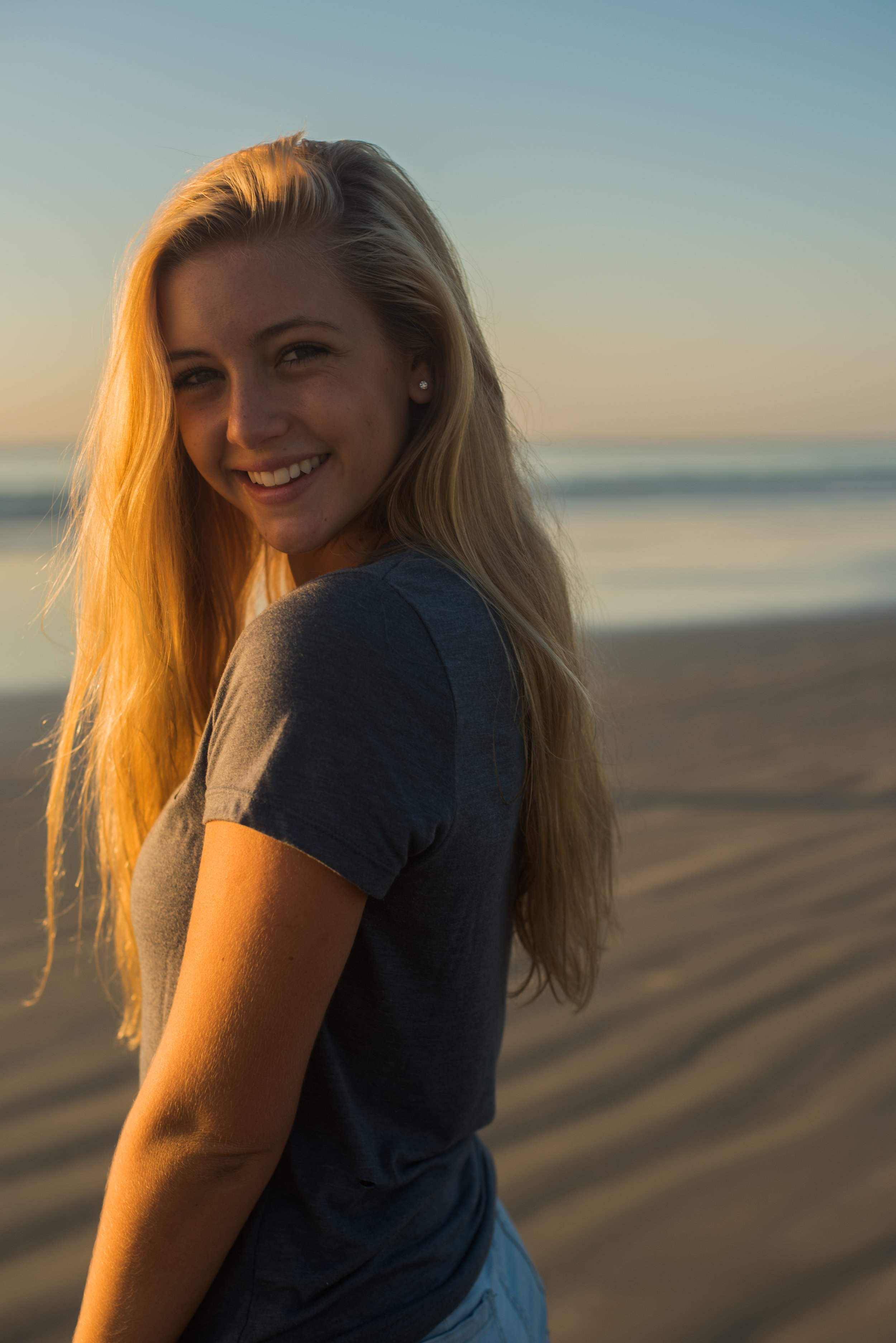 maddie-cocoa-beach-senior-photo-1-23.jpg