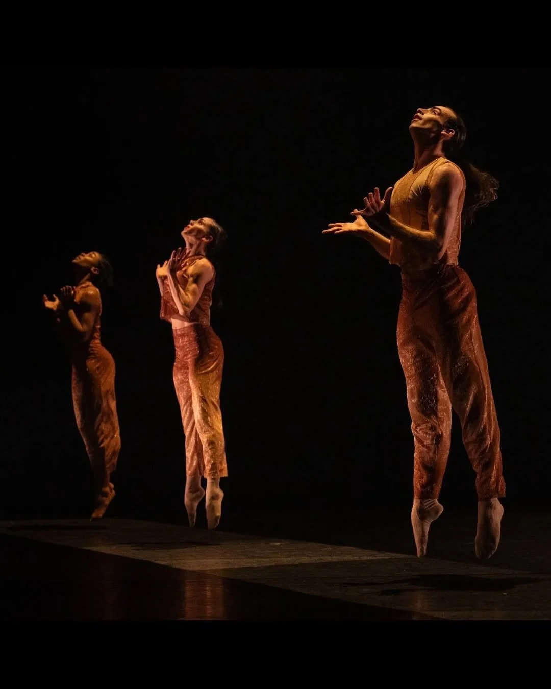 FLOCK piece "into being" with Hubbard Street Dance Chicago