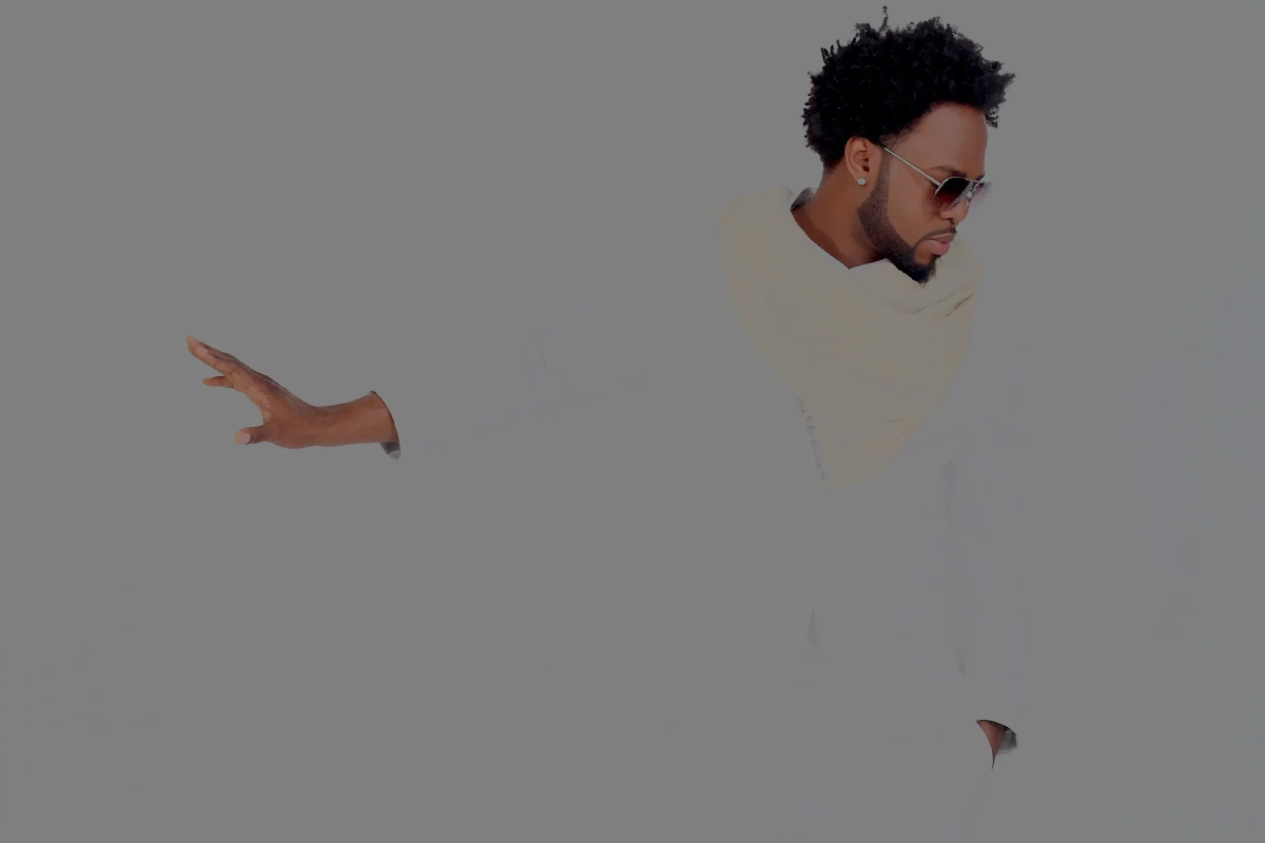 Dwele Promo Pic 2 (Hi Res).jpg