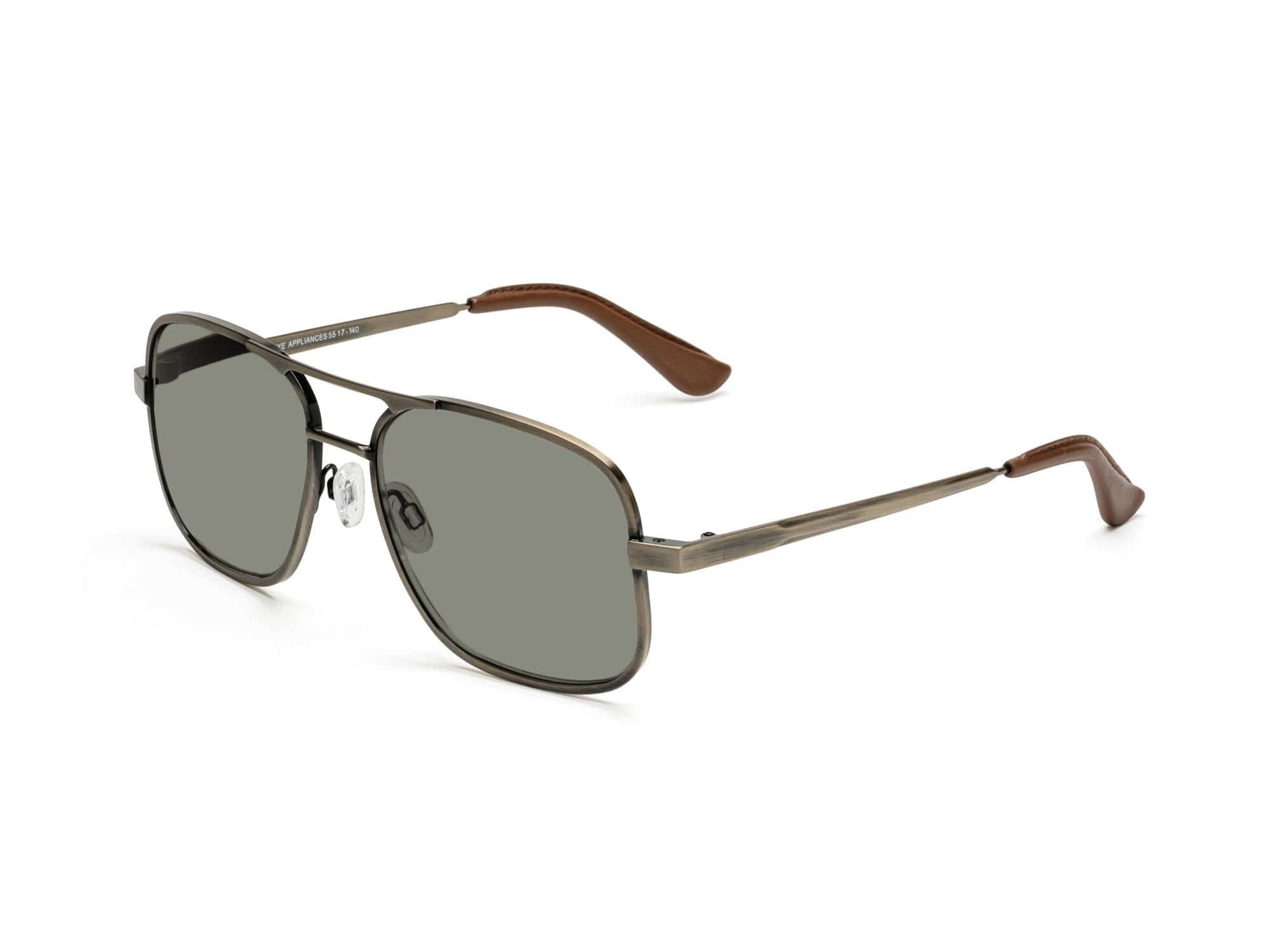 Gwyneth Paltrow Caddis aviator sunglasses