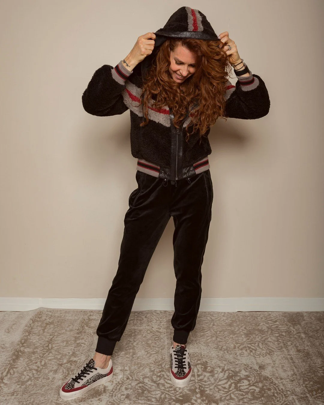 Holiday errands, travel days, cozy nights... you want outfits that do it all. Because style isn&rsquo;t about dressing up or down, it&rsquo;s about dressing true. 💫