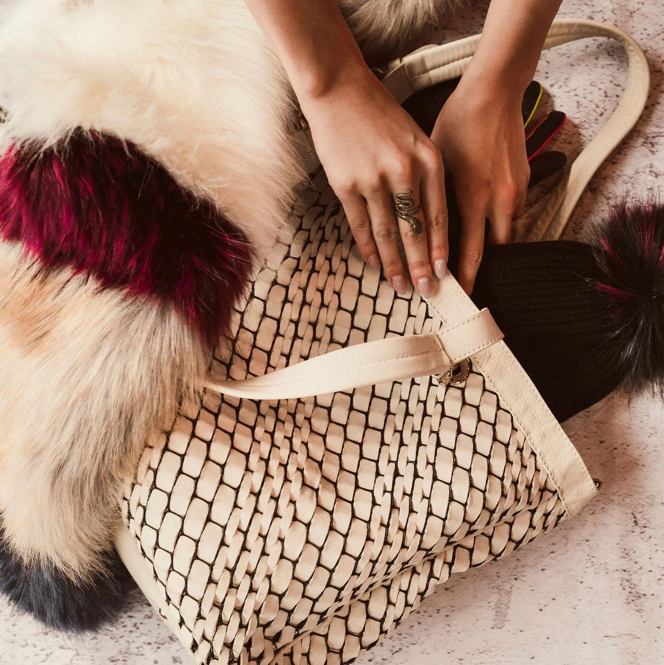 Faux fur, but make it wearable. ❄️

From glam nights out to everyday denim, faux fur is one of winter&rsquo;s most versatile style tools. The key is knowing how to style it so it feels modern, balanced, and true to your Style ID.

Our stylists share 