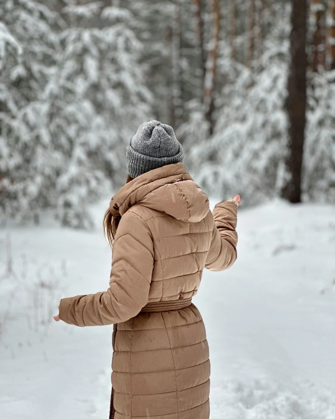 Winter style isn&rsquo;t about piling on more&mdash;it&rsquo;s about choosing the right pieces.

From hats that add personality (and fix bad hair days) to scarves that bring color and warmth, and capes or ponchos that layer without bulk&mdash;these a