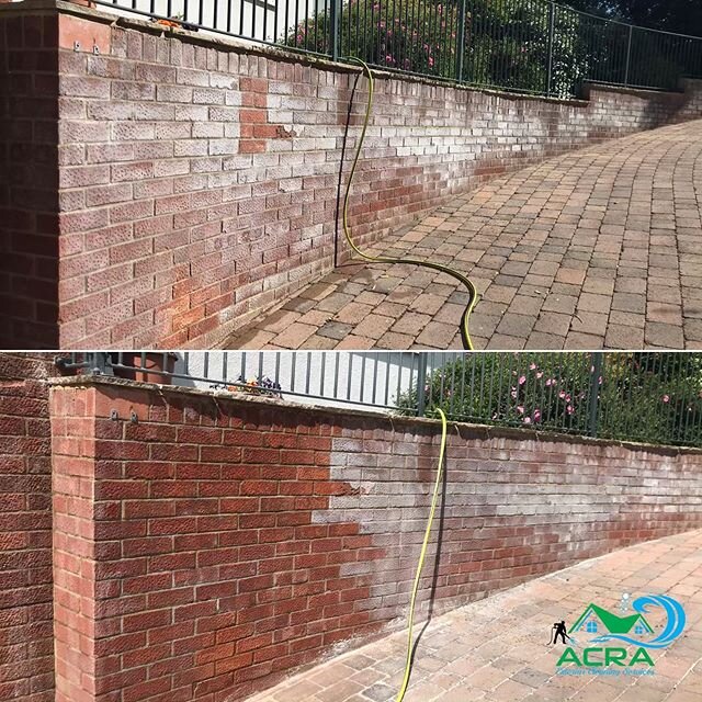 Work in progress removing heavy calcification of salts on brick walls in Essex

#brickcleaning #exteriorcleaning #brick #london #essex #stone #stone-cleaning #paintremoval #efflorescenceremoval