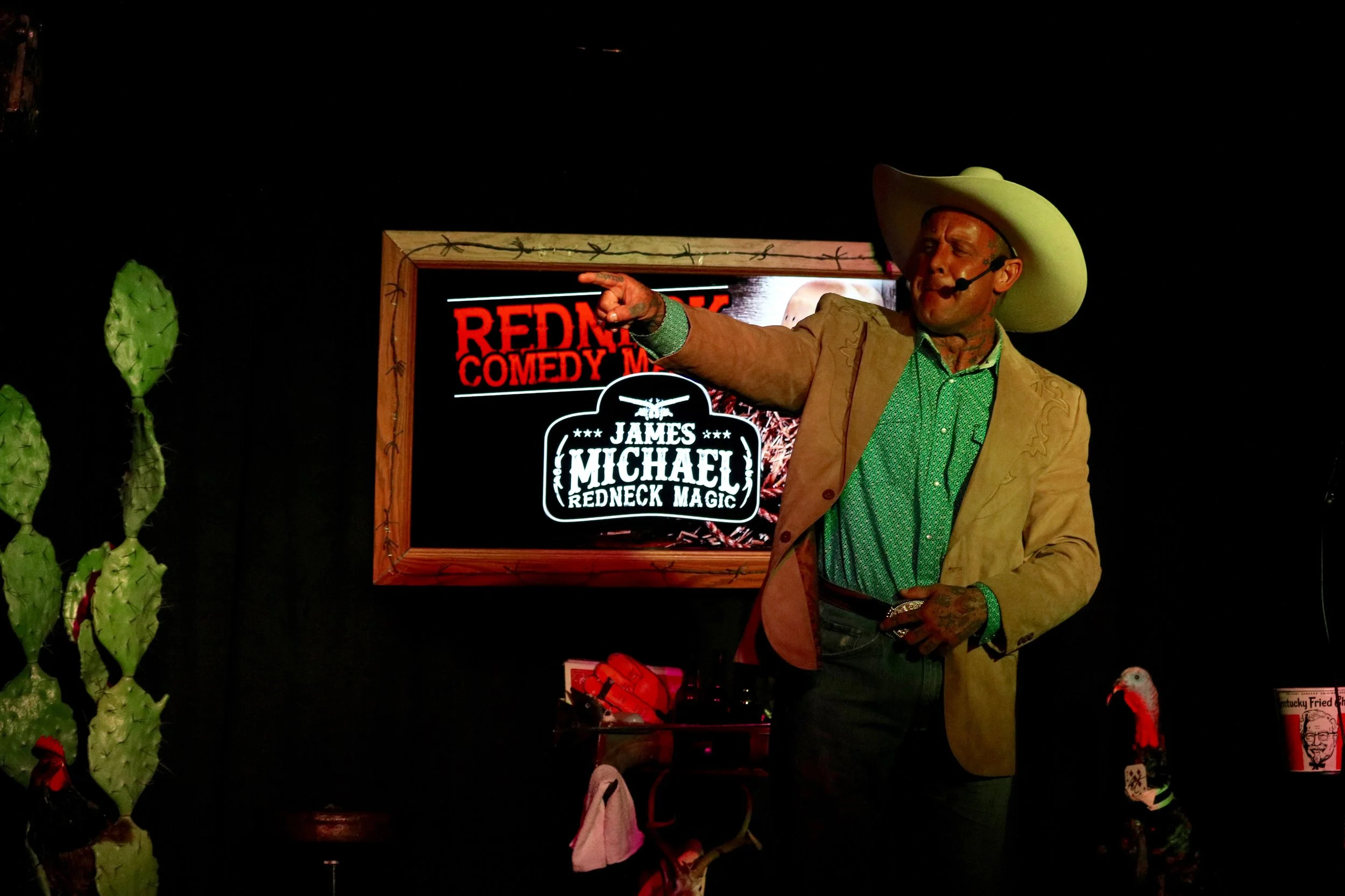 James Michael the Redneck Magician — Las Vegas' Comedy Club: L.A