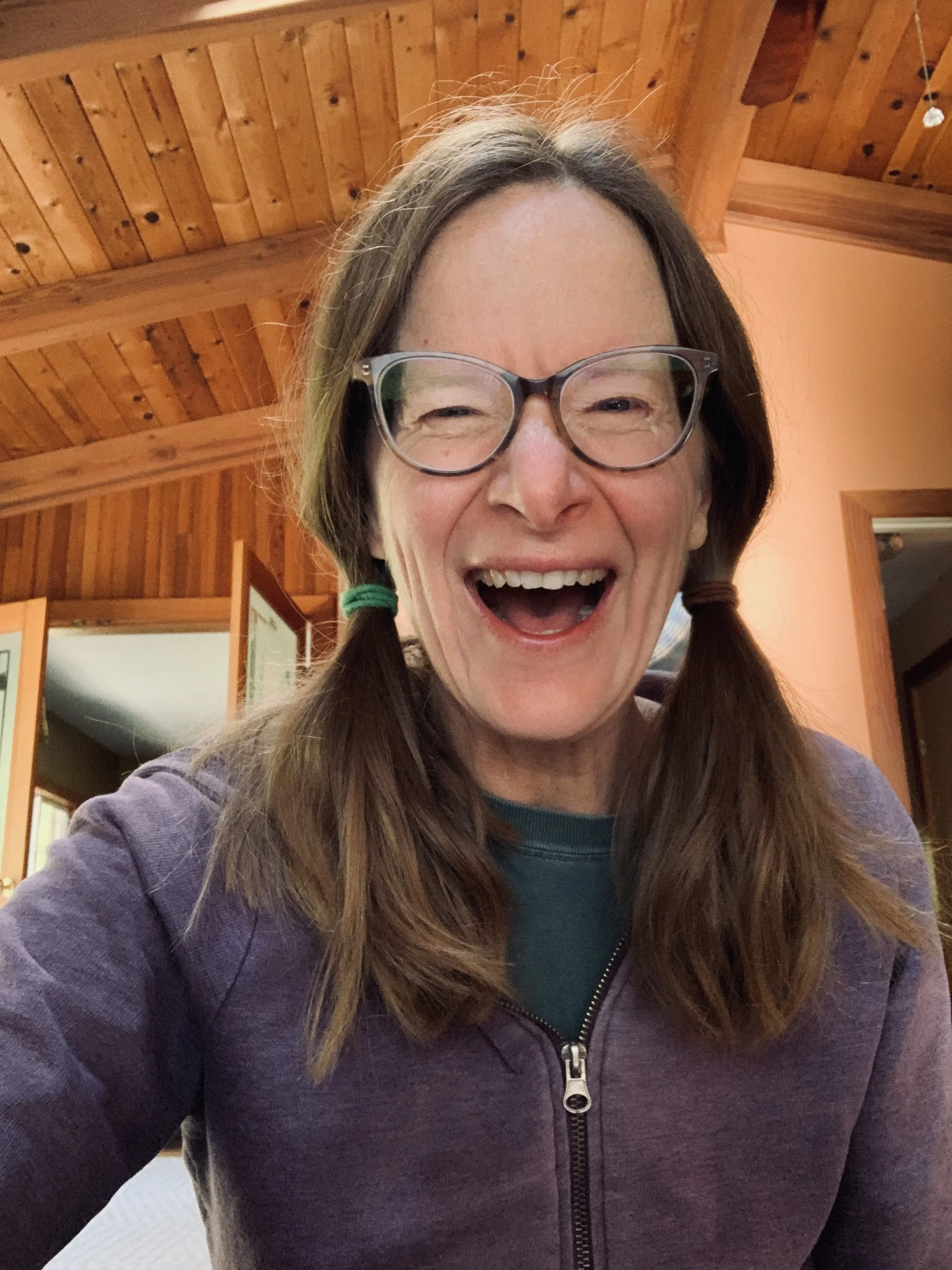 Joyful spiritual teacher in Mendocino