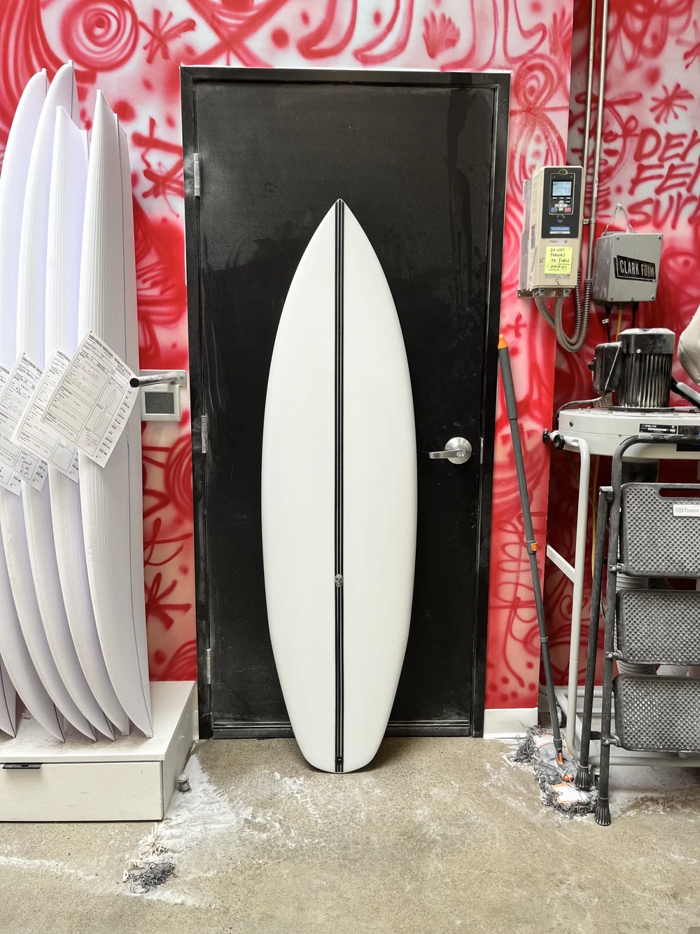 ヤマChristenson fish ブラック5.2 Boards for Sale — Christenson surfboards